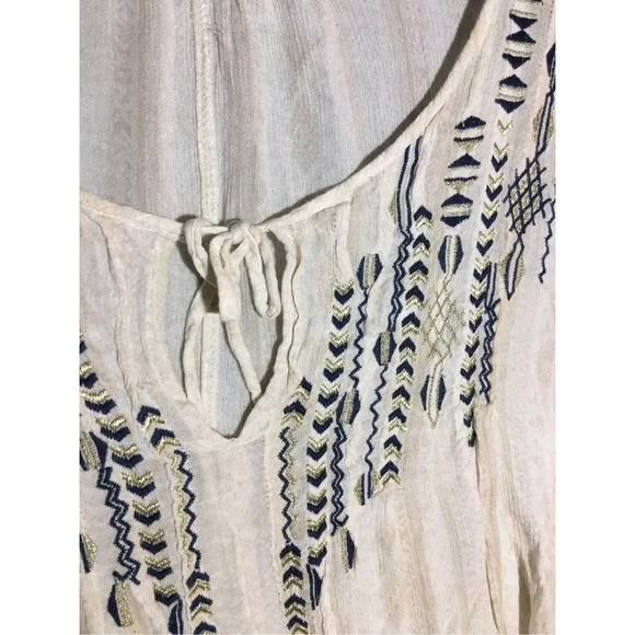 Womens Ecote Blouse V Neck Cropped Embroidery Tie Front Colorful Tan Boho - Picture 4 of 6